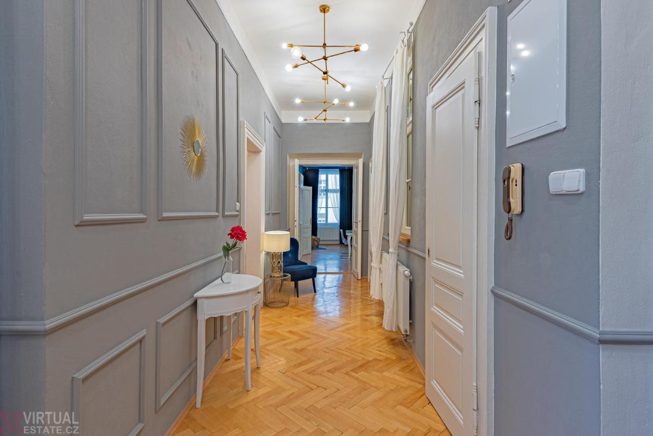 Colorful Wenceslas Square Apartment Prag Dış mekan fotoğraf